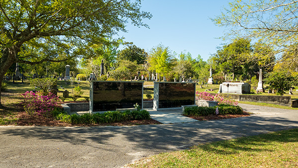 Dogwood Columbarium